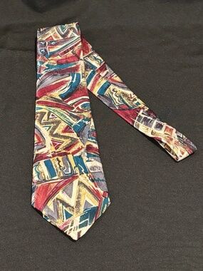 Share Vintage BUGLE BOY USA Mens Tie Abstract Print
